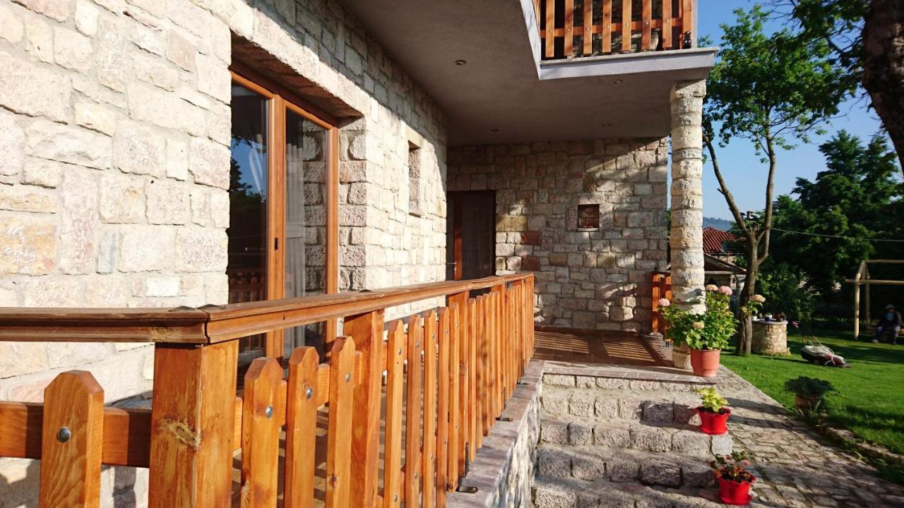 Bujtina Shkodrani Panzió Voskopoja Kültér fotó